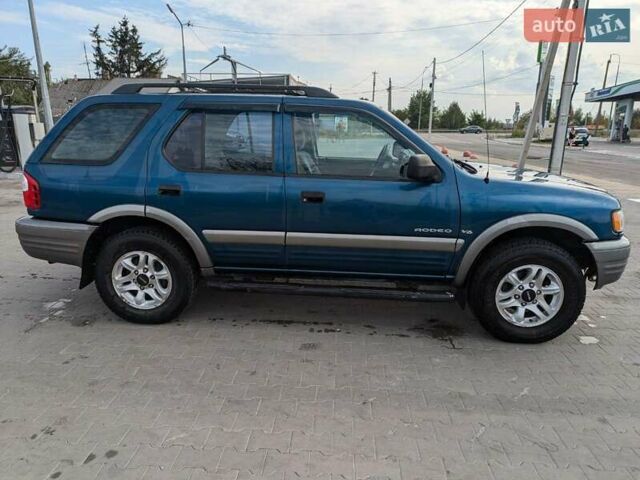 Синій Ісузу Rodeo, об'ємом двигуна 3.2 л та пробігом 288 тис. км за 6500 $, фото 1 на Automoto.ua