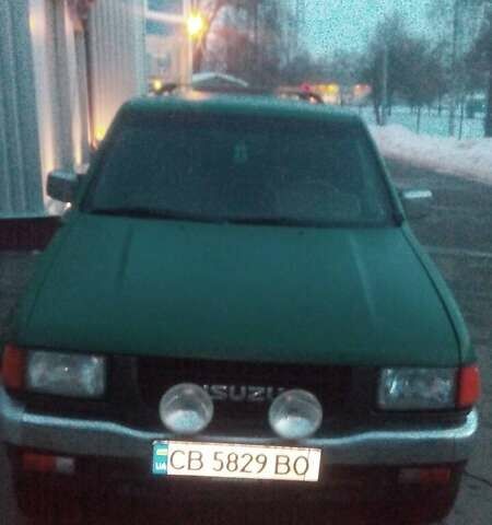 Зеленый Исузу Родео, объемом двигателя 3.1 л и пробегом 350 тыс. км за 1800 $, фото 1 на Automoto.ua