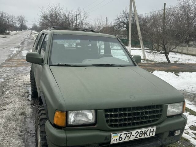 Зелений Ісузу Rodeo, об'ємом двигуна 3.2 л та пробігом 200 тис. км за 2300 $, фото 1 на Automoto.ua