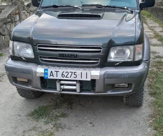 Зеленый Исузу Трупер, объемом двигателя 3 л и пробегом 318 тыс. км за 7299 $, фото 1 на Automoto.ua