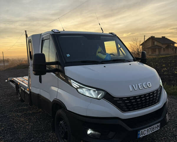 Белый Ивеко Дейли, объемом двигателя 3 л и пробегом 541 тыс. км за 32500 $, фото 1 на Automoto.ua