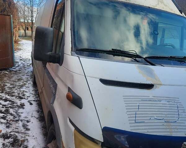 Білий Івеко Дейлі, об'ємом двигуна 2.5 л та пробігом 300 тис. км за 3000 $, фото 1 на Automoto.ua