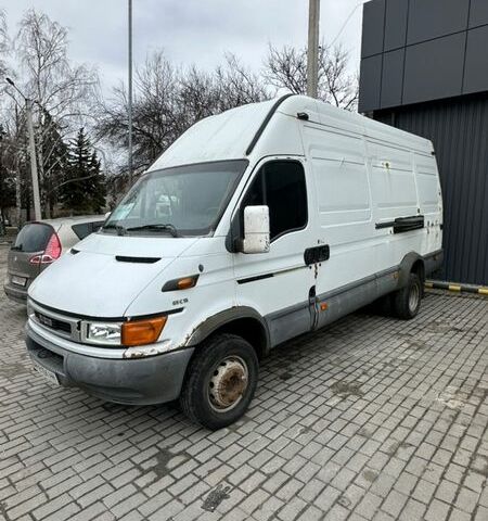 Белый Ивеко Дейли, объемом двигателя 2.8 л и пробегом 670 тыс. км за 5500 $, фото 1 на Automoto.ua