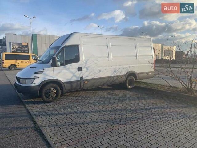Белый Ивеко Дейли, объемом двигателя 3 л и пробегом 397 тыс. км за 12200 $, фото 1 на Automoto.ua