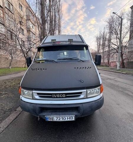 Белый Ивеко Дейли, объемом двигателя 3 л и пробегом 391 тыс. км за 8200 $, фото 1 на Automoto.ua