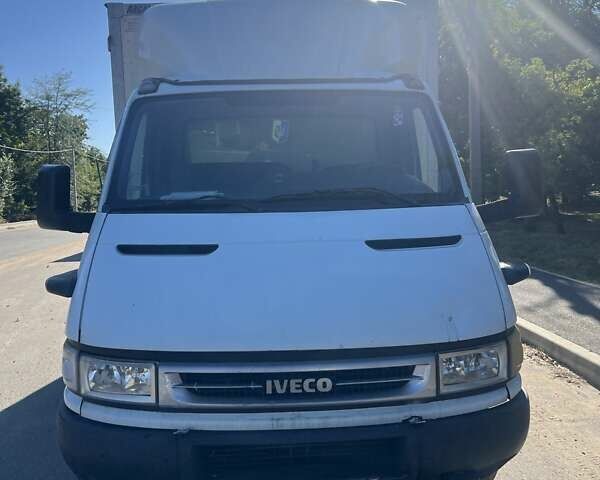 Білий Івеко Дейлі, об'ємом двигуна 3 л та пробігом 250 тис. км за 7500 $, фото 1 на Automoto.ua
