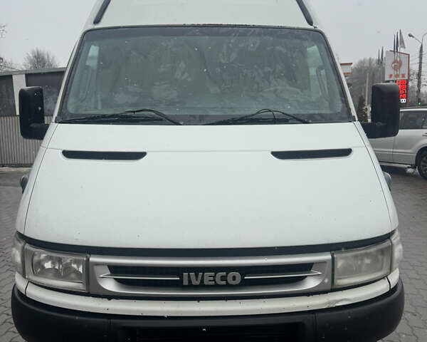 Белый Ивеко Дейли, объемом двигателя 3 л и пробегом 510 тыс. км за 10000 $, фото 1 на Automoto.ua