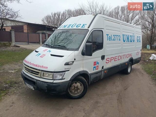 Белый Ивеко Дейли, объемом двигателя 3 л и пробегом 400 тыс. км за 7800 $, фото 1 на Automoto.ua