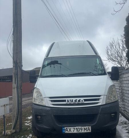Білий Івеко Дейлі, об'ємом двигуна 3 л та пробігом 320 тис. км за 10400 $, фото 1 на Automoto.ua