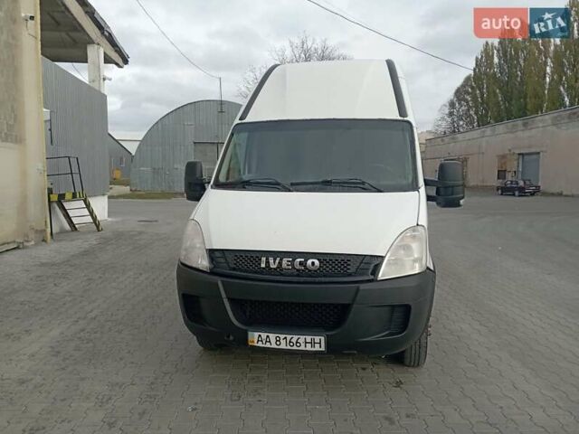 Ивеко Дейли 2012 в Тернополе на Automoto.ua Белый Ивеко Дейли, объемом двигателя 3 л и пробегом 301 тыс. км за 9800 $, фото 1 на Automoto.ua