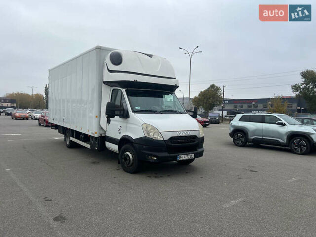 Белый Ивеко Дейли, объемом двигателя 3 л и пробегом 608 тыс. км за 18500 $, фото 1 на Automoto.ua