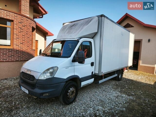 Белый Ивеко Дейли, объемом двигателя 3 л и пробегом 619 тыс. км за 18500 $, фото 1 на Automoto.ua
