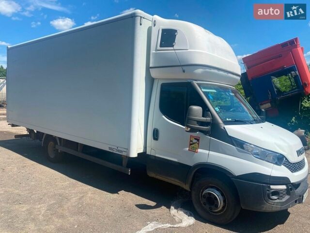 Белый Ивеко Дейли, объемом двигателя 3 л и пробегом 587 тыс. км за 17000 $, фото 1 на Automoto.ua