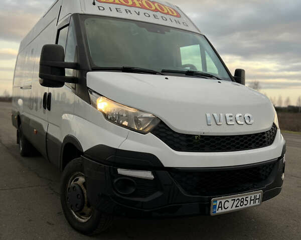 Белый Ивеко Дейли, объемом двигателя 3 л и пробегом 512 тыс. км за 16000 $, фото 1 на Automoto.ua