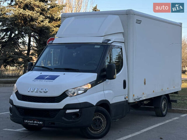 Белый Ивеко Дейли, объемом двигателя 2.3 л и пробегом 504 тыс. км за 15999 $, фото 1 на Automoto.ua