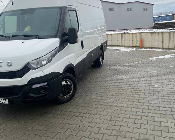 Білий Івеко Дейлі, об'ємом двигуна 3 л та пробігом 435 тис. км за 21999 $, фото 1 на Automoto.ua