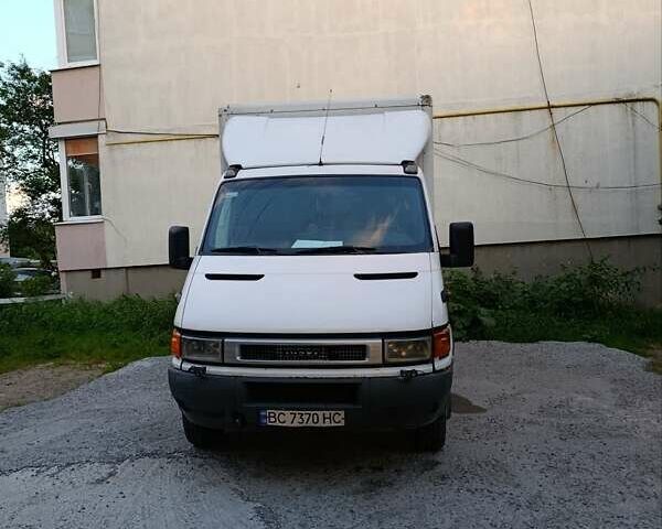 Белый Ивеко Дейли, объемом двигателя 2.8 л и пробегом 230 тыс. км за 6800 $, фото 1 на Automoto.ua