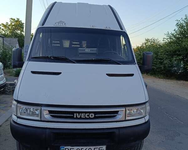 Белый Ивеко Дейли, объемом двигателя 3 л и пробегом 97 тыс. км за 9500 $, фото 1 на Automoto.ua