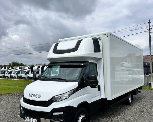 Белый Ивеко Дейли, объемом двигателя 3 л и пробегом 320 тыс. км за 26500 $, фото 1 на Automoto.ua