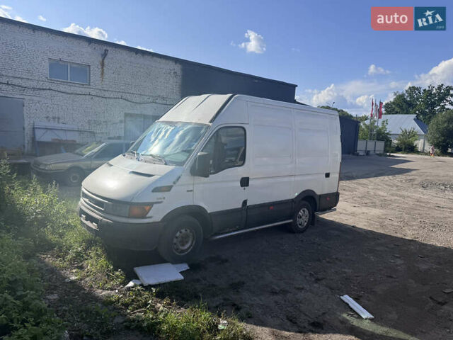 Белый Ивеко Дейли, объемом двигателя 2.8 л и пробегом 540 тыс. км за 6300 $, фото 1 на Automoto.ua