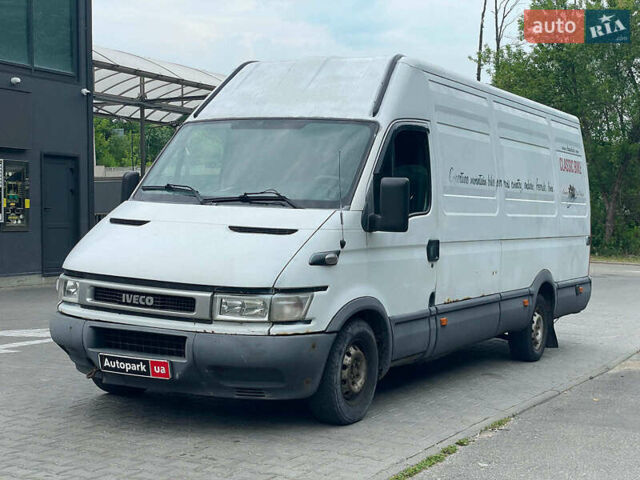 Белый Ивеко Дейли, объемом двигателя 2.3 л и пробегом 325 тыс. км за 5390 $, фото 1 на Automoto.ua