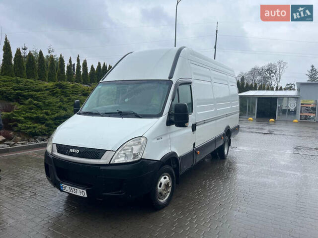 Белый Ивеко Дейли, объемом двигателя 3 л и пробегом 397 тыс. км за 12700 $, фото 1 на Automoto.ua