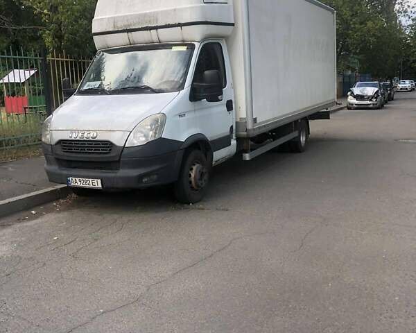 Білий Івеко Дейлі, об'ємом двигуна 3 л та пробігом 490 тис. км за 16500 $, фото 1 на Automoto.ua