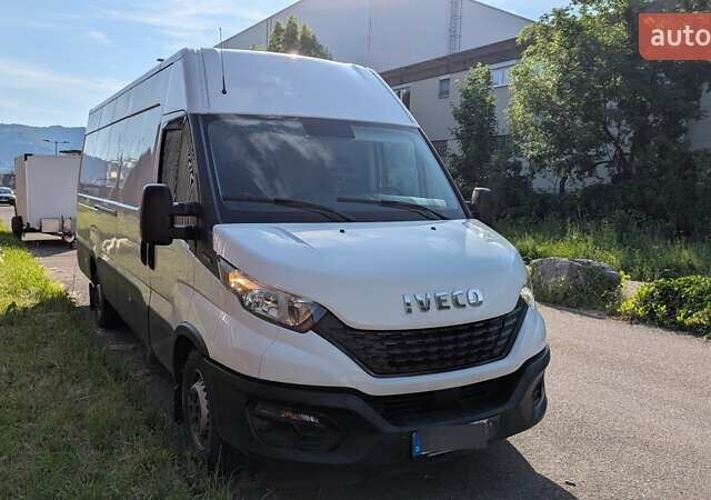Белый Ивеко Дейли, объемом двигателя 2.3 л и пробегом 86 тыс. км за 31045 $, фото 1 на Automoto.ua