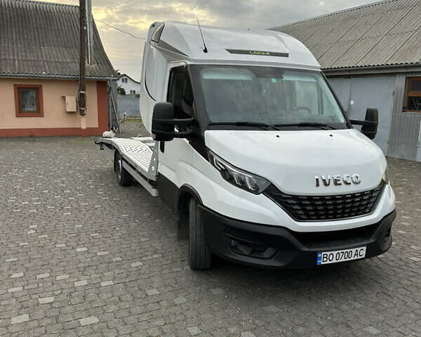 Белый Ивеко Дейли, объемом двигателя 3 л и пробегом 218 тыс. км за 35500 $, фото 1 на Automoto.ua
