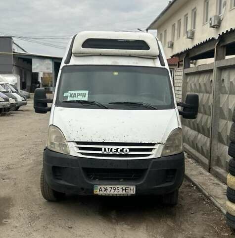 Белый Ивеко Дейли, объемом двигателя 2.29 л и пробегом 783 тыс. км за 8500 $, фото 1 на Automoto.ua