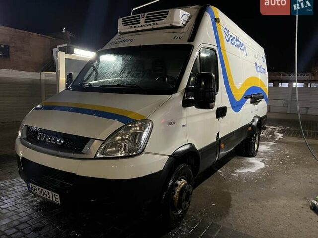 Белый Ивеко Дейли, объемом двигателя 2.8 л и пробегом 356 тыс. км за 14000 $, фото 1 на Automoto.ua