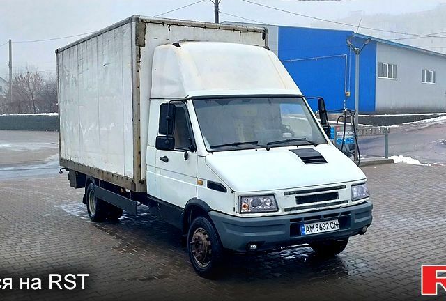 Білий Івеко Дейлі, об'ємом двигуна 2.8 л та пробігом 430 тис. км за 5700 $, фото 1 на Automoto.ua