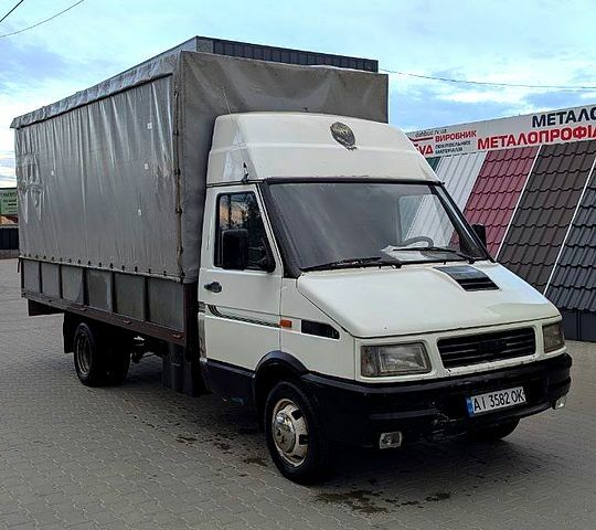 Белый Ивеко Дейли, объемом двигателя 2.5 л и пробегом 700 тыс. км за 5600 $, фото 1 на Automoto.ua