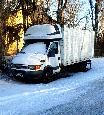 Білий Івеко Дейлі, об'ємом двигуна 2.8 л та пробігом 200 тис. км за 11000 $, фото 1 на Automoto.ua