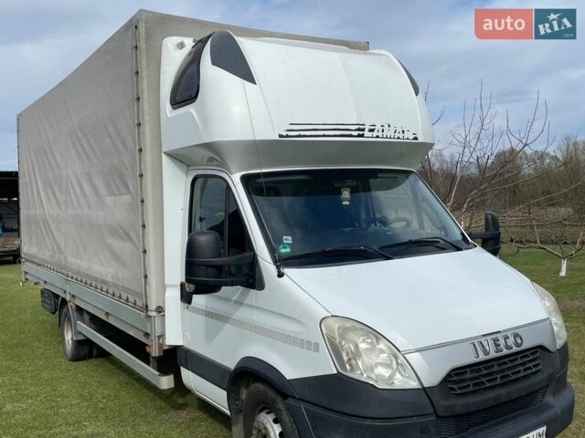 Белый Ивеко Дейли, объемом двигателя 3 л и пробегом 424 тыс. км за 20500 $, фото 1 на Automoto.ua