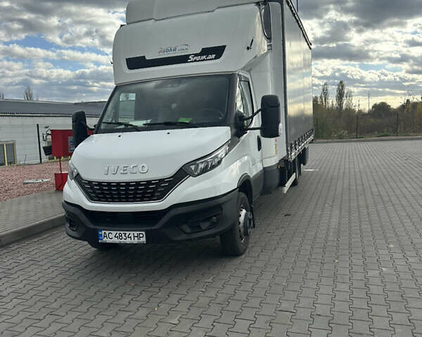 Белый Ивеко Дейли, объемом двигателя 3 л и пробегом 432 тыс. км за 35500 $, фото 1 на Automoto.ua