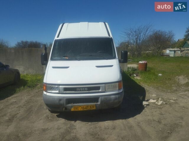 Білий Івеко Дейлі, об'ємом двигуна 2.9 л та пробігом 333 тис. км за 5500 $, фото 1 на Automoto.ua