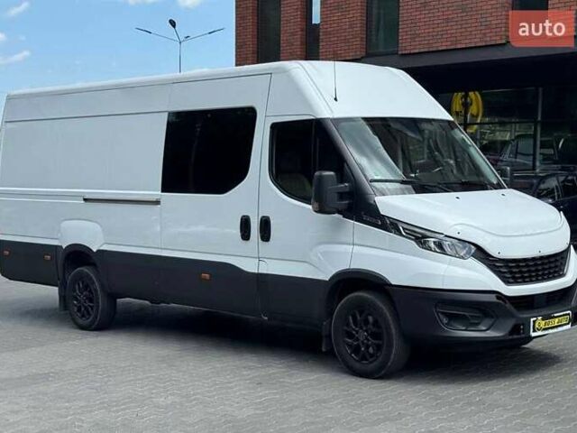 Белый Ивеко Дейли, объемом двигателя 3 л и пробегом 352 тыс. км за 34700 $, фото 1 на Automoto.ua