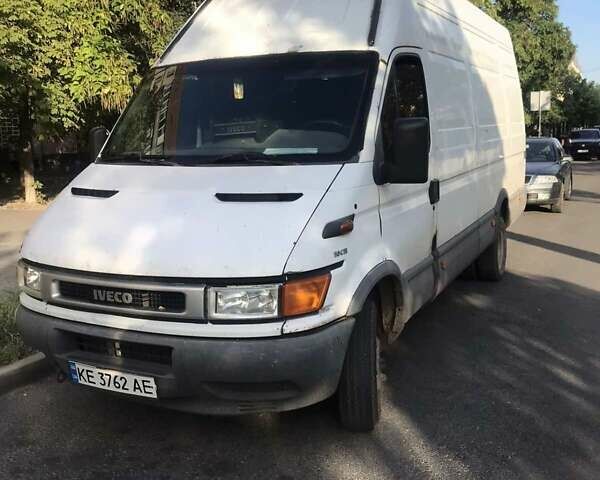 Белый Ивеко Дейли груз., объемом двигателя 2.8 л и пробегом 852 тыс. км за 3700 $, фото 1 на Automoto.ua