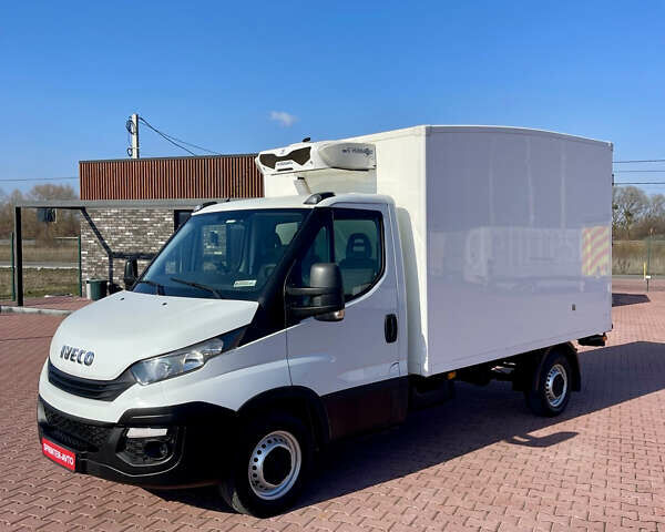 Белый Ивеко Дейли груз., объемом двигателя 0 л и пробегом 294 тыс. км за 18900 $, фото 1 на Automoto.ua