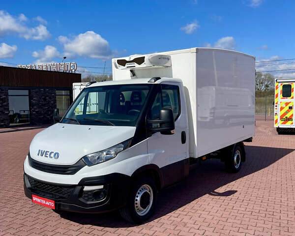 Белый Ивеко Дейли груз., объемом двигателя 0 л и пробегом 291 тыс. км за 18900 $, фото 1 на Automoto.ua
