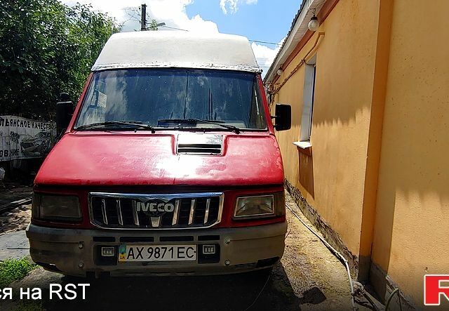 Красный Ивеко Дейли, объемом двигателя 3 л и пробегом 0 тыс. км за 3500 $, фото 1 на Automoto.ua