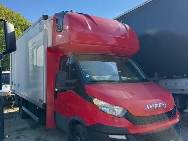 Червоний Івеко Дейлі, об'ємом двигуна 3 л та пробігом 670 тис. км за 28000 $, фото 1 на Automoto.ua