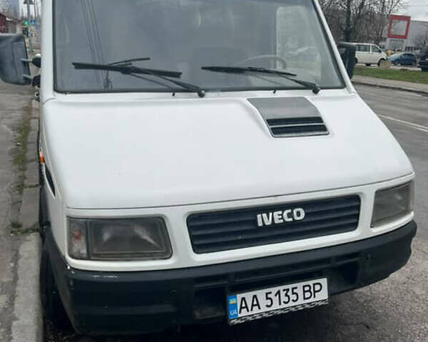 Ивеко Дейли, объемом двигателя 2.5 л и пробегом 746 тыс. км за 2500 $, фото 1 на Automoto.ua