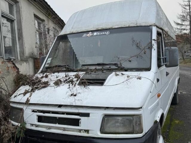 Ивеко Дейли, объемом двигателя 0 л и пробегом 0 тыс. км за 1200 $, фото 1 на Automoto.ua