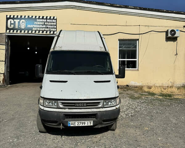 Ивеко Дейли, объемом двигателя 3 л и пробегом 600 тыс. км за 9000 $, фото 1 на Automoto.ua
