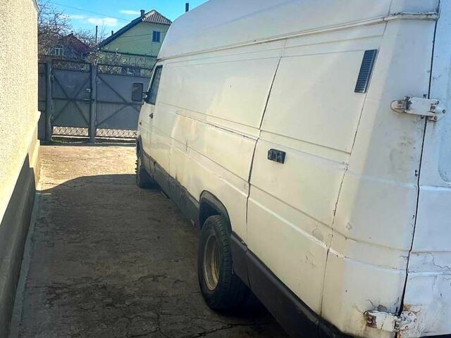 Івеко Дейлі, об'ємом двигуна 27 л та пробігом 340 тис. км за 2300 $, фото 1 на Automoto.ua