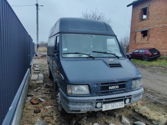 Чорний Івеко Daily пасс., об'ємом двигуна 2.8 л та пробігом 400 тис. км за 2837 $, фото 1 на Automoto.ua