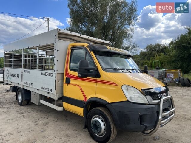 Желтый Ивеко Дейли, объемом двигателя 3 л и пробегом 320 тыс. км за 20000 $, фото 1 на Automoto.ua