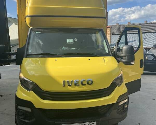 Желтый Ивеко Дейли, объемом двигателя 3 л и пробегом 309 тыс. км за 25800 $, фото 1 на Automoto.ua